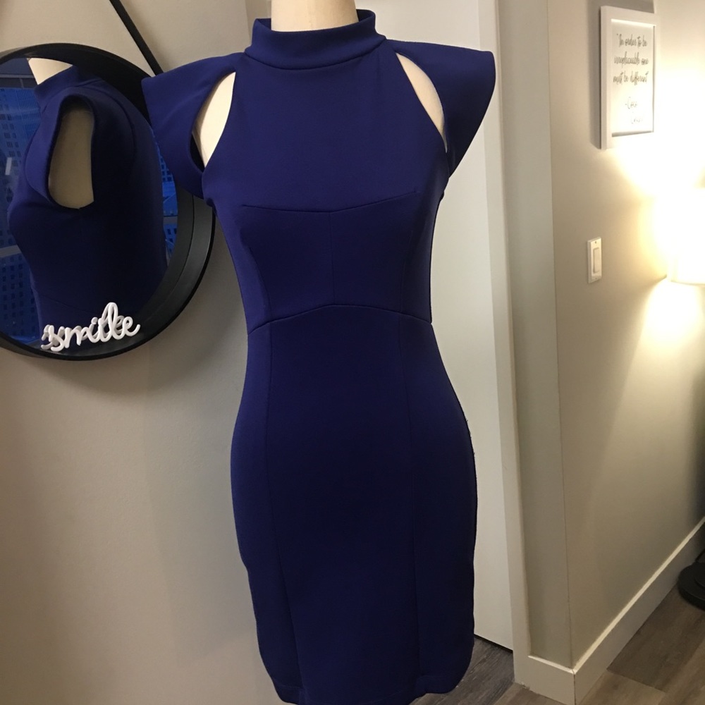 Freshine Dress - blue - a little “space-agey”